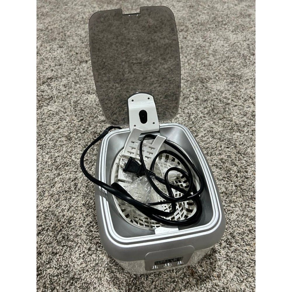 Ultrasonic Jewelry Cleaner - Picture 4 of 7
